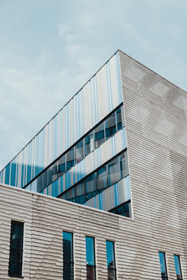 Gebäude für Immobilienaufgaben